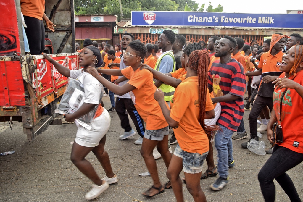 Orange Friday - Jedes Jahr in der ersten Septemberwoche, Cape coast, Ghana, Foto von Remo Kurka